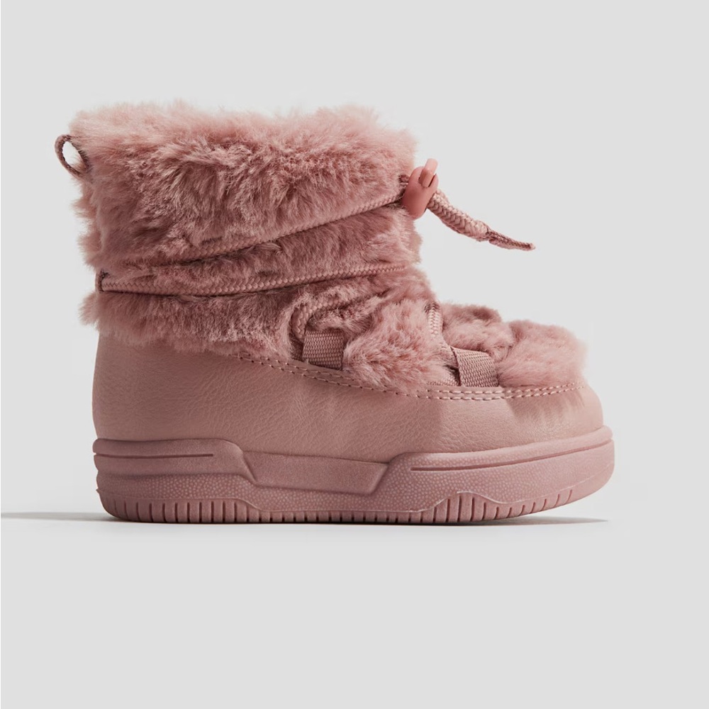 HM Pink Furry Baby Boots
